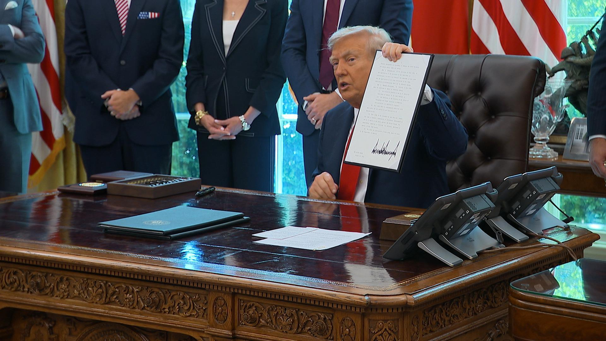 Watch CBS Mornings Trump grants broader role for National Guard ...