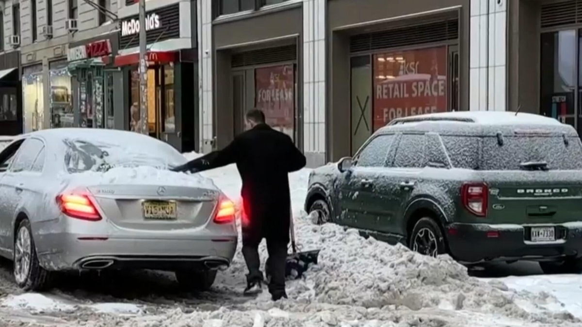 Watch CBS Saturday Morning: East Coast braces for more winter weather ...