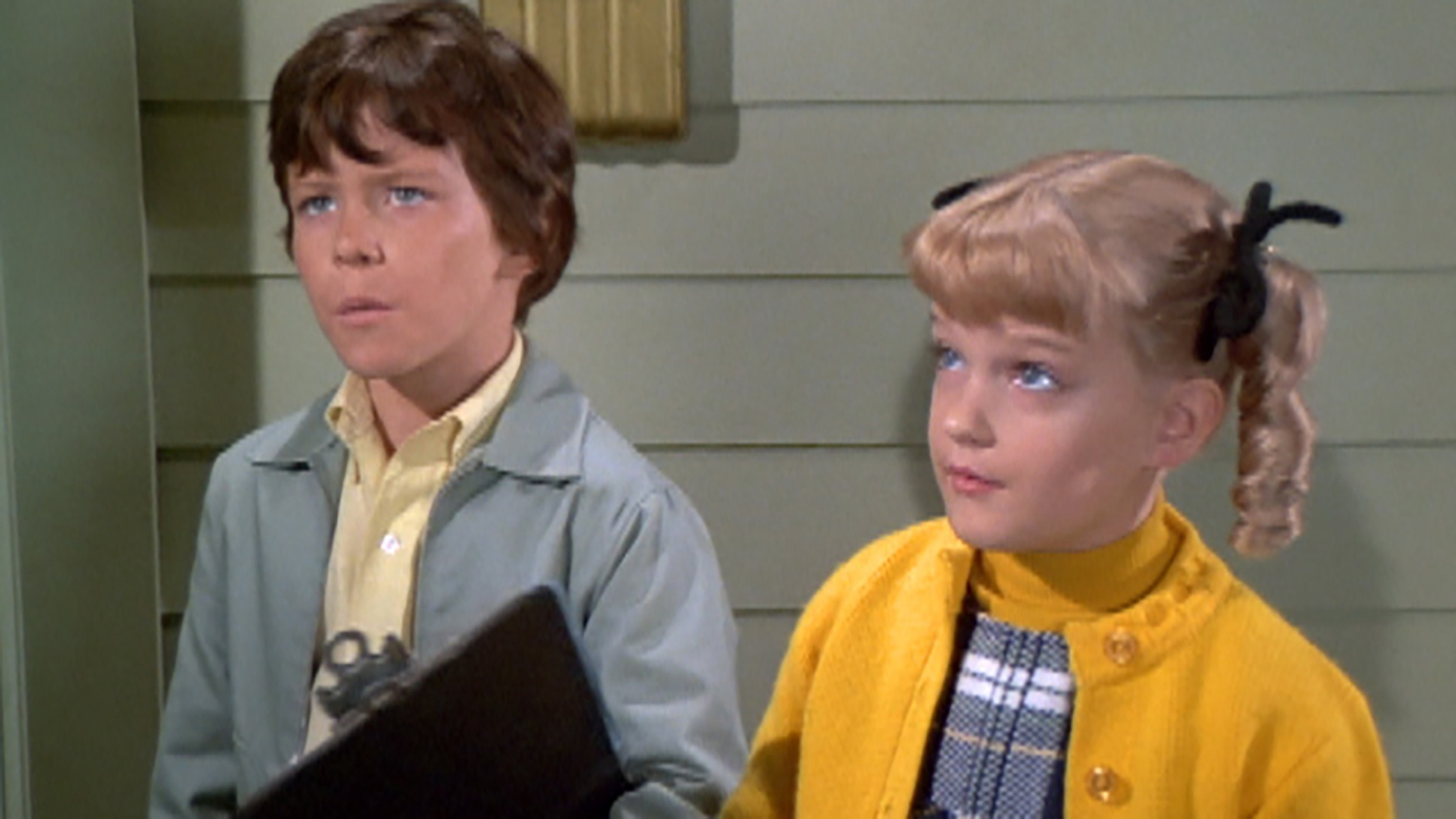 Watch The Brady Bunch Season 2 Episode 22 Double Parked Full Show On Paramount Plus