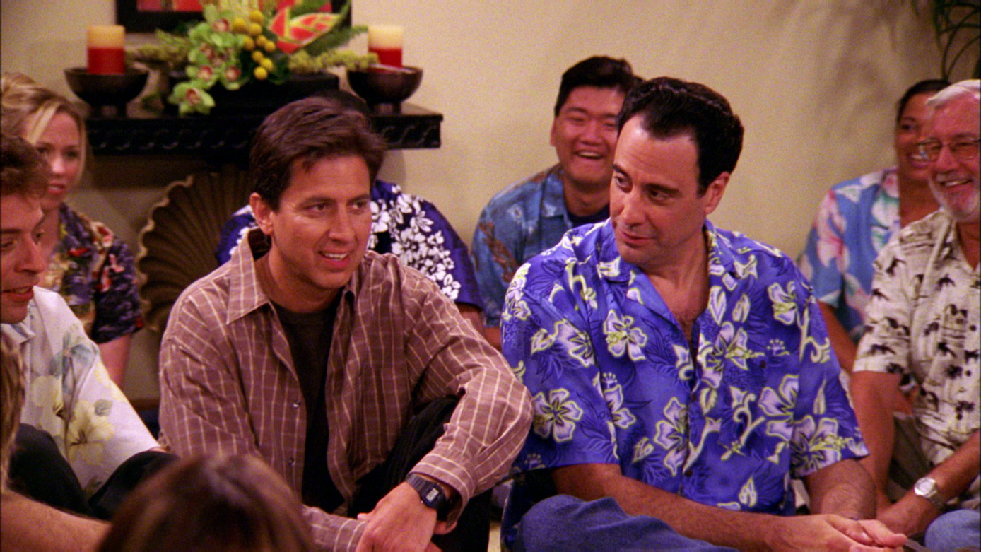 Watch Everybody Loves Raymond Season 7 Episode 1: Everybody Loves