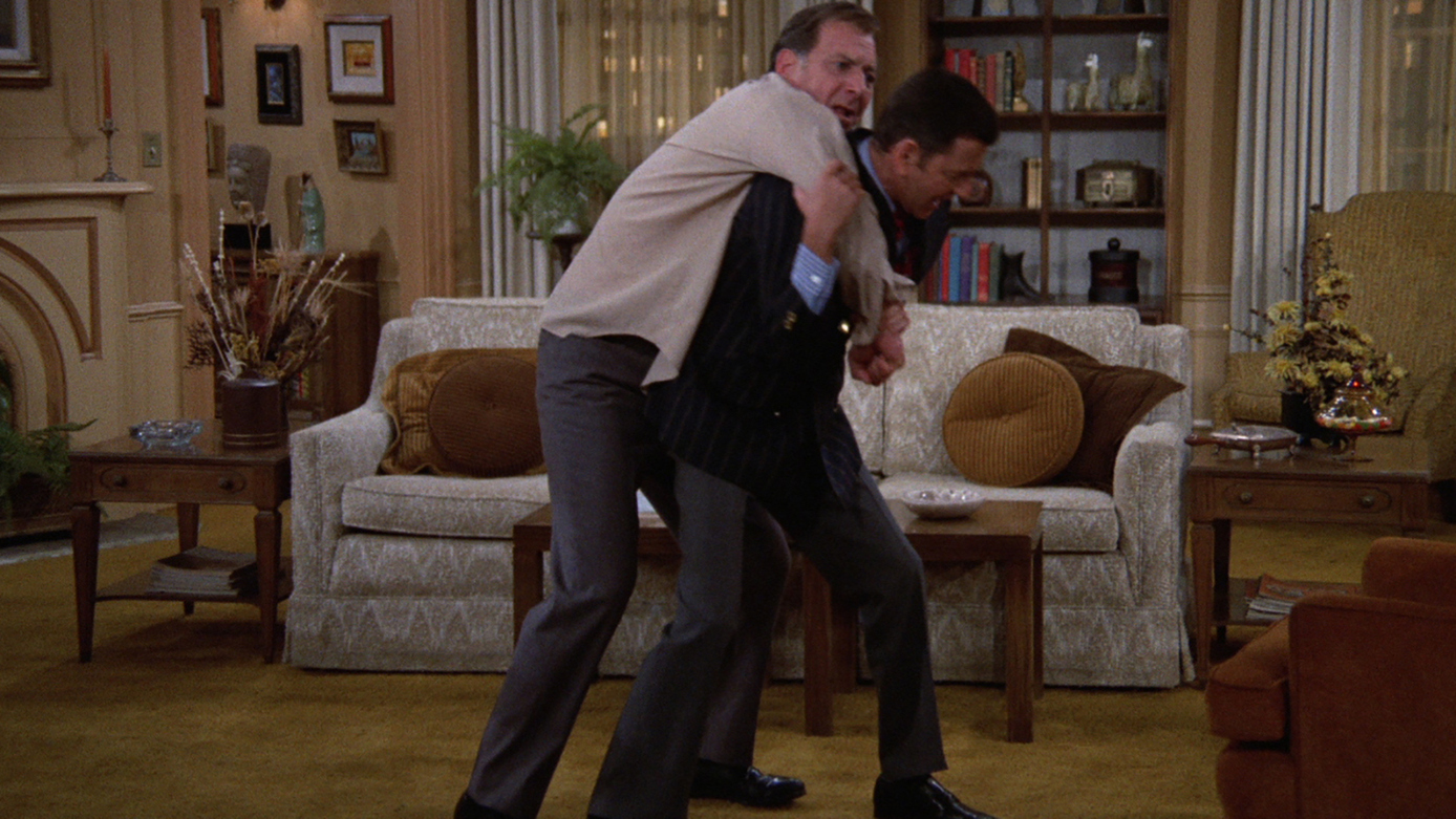 Watch The Odd Couple (Classic) Season 4 Episode 21: New York&rsquo;s Oddest