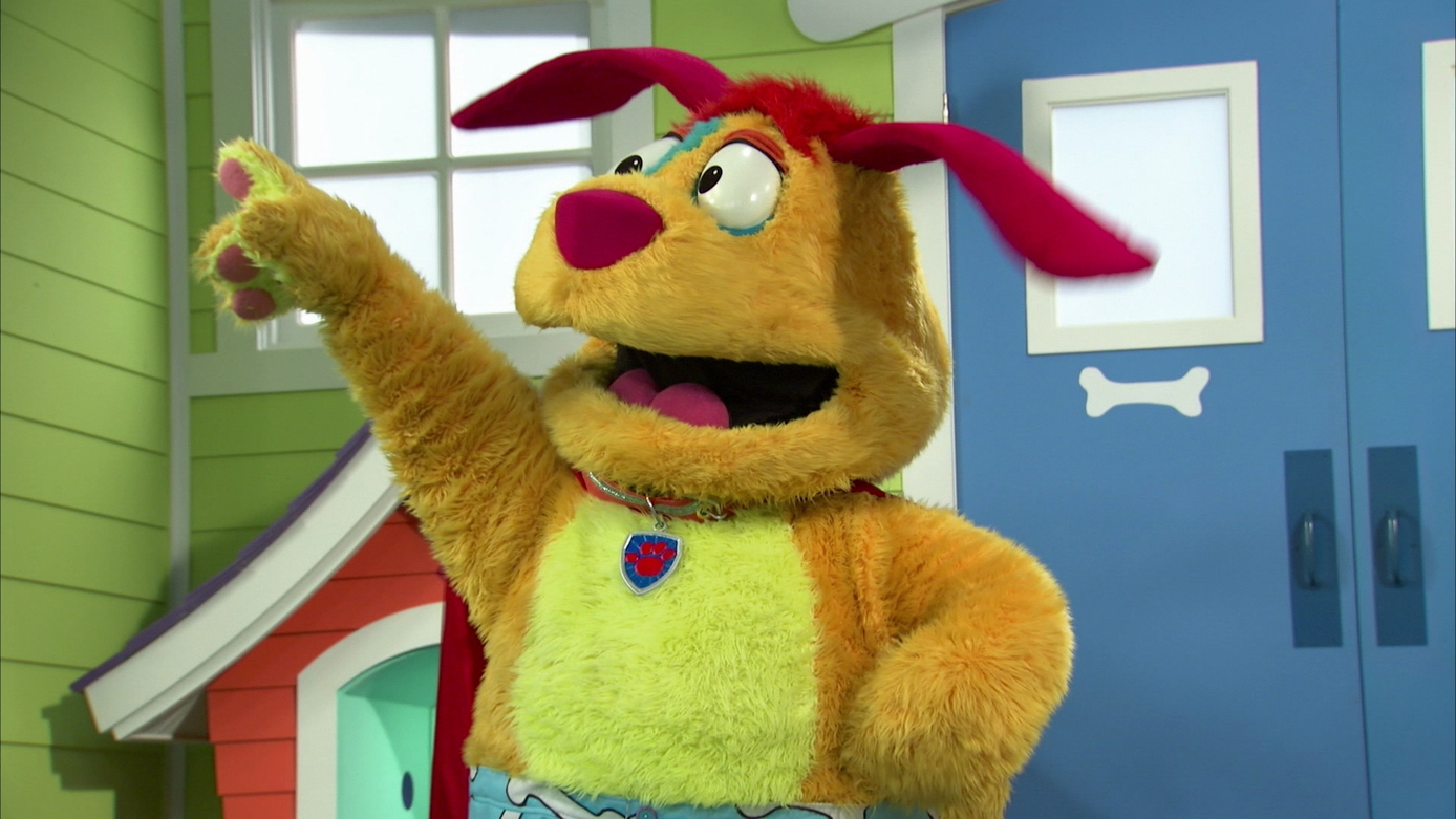 Watch Mutt & Stuff Season 2 Episode 23 Superhero Dogs! Full show on