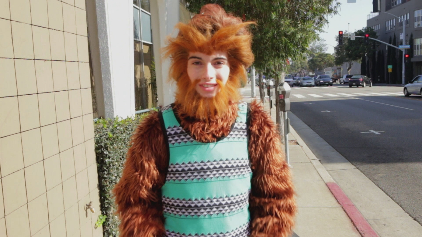 Watch AwesomenessTV Season 2 Episode 11 AwesomenessTV Nosey Rosie