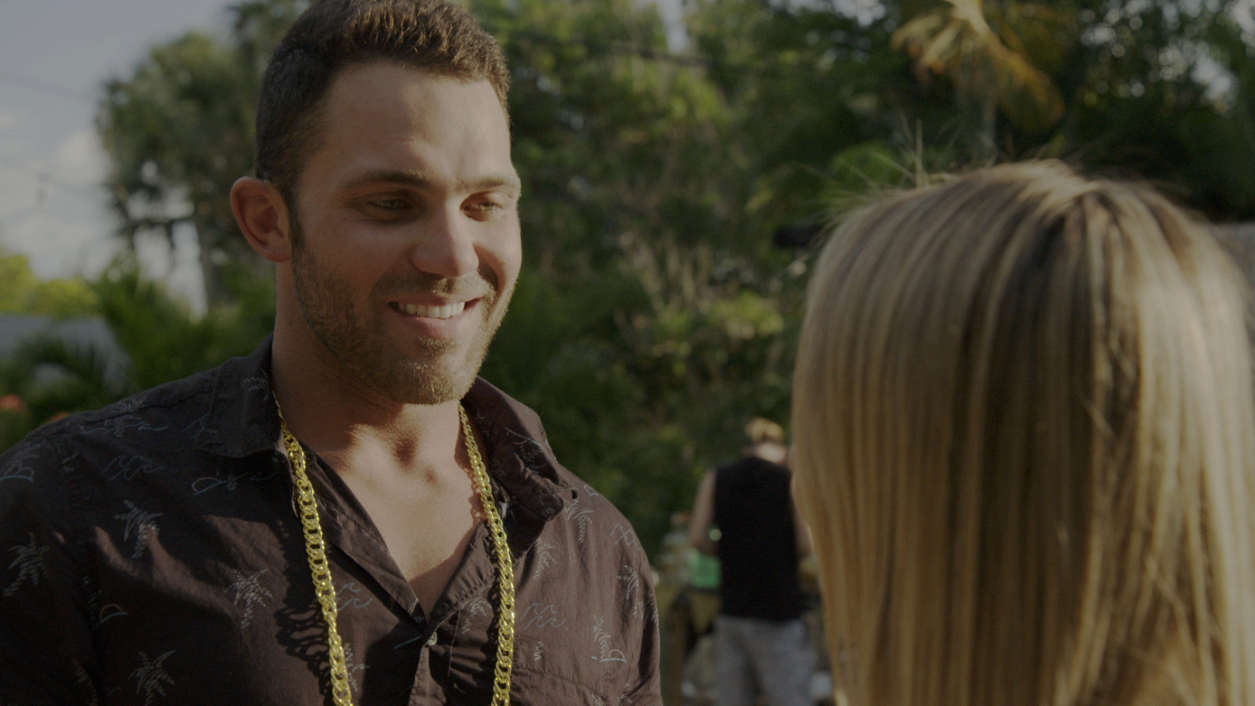 Watch Siesta Key Season 3 Episode 3: Where's my apology? - Full show on