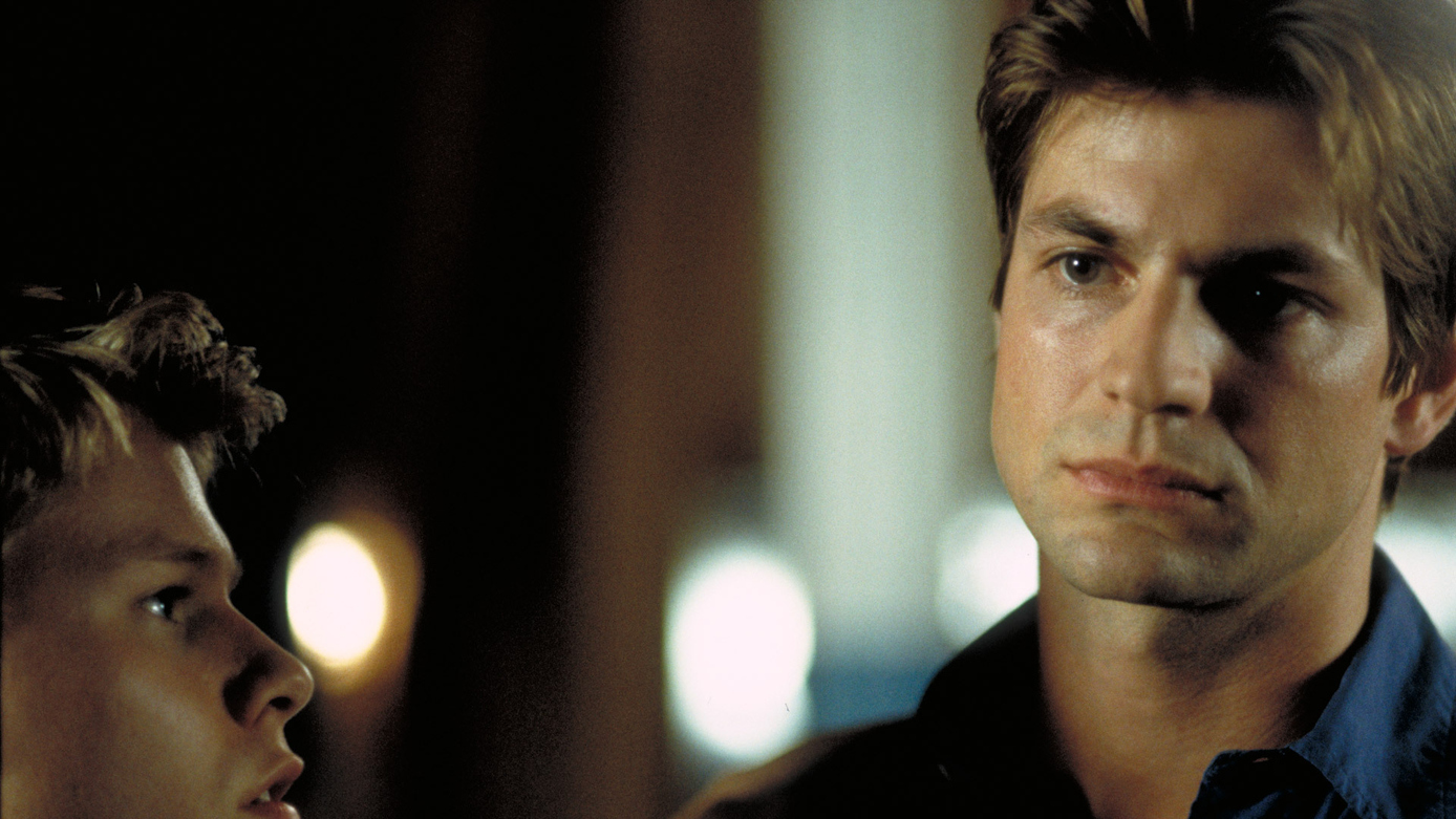 Watch Queer As Folk Season 2 Episode 4: Queer As Folk - Episode #204