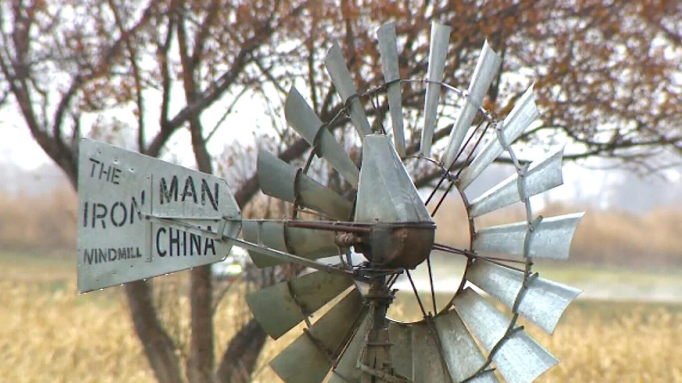 Watch CBS Evening News A Minnesota collection of windmills - Paramount+