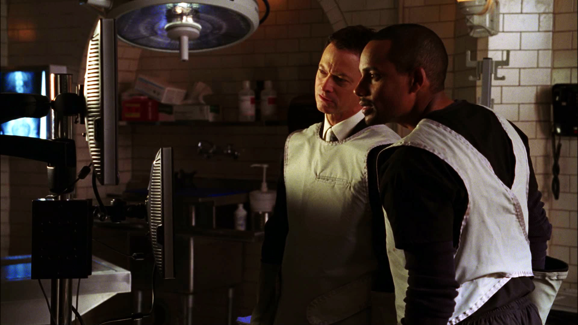 Watch CSI NY Season 1 Episode 14 Blood, Sweat and Tears Full show on Paramount Plus