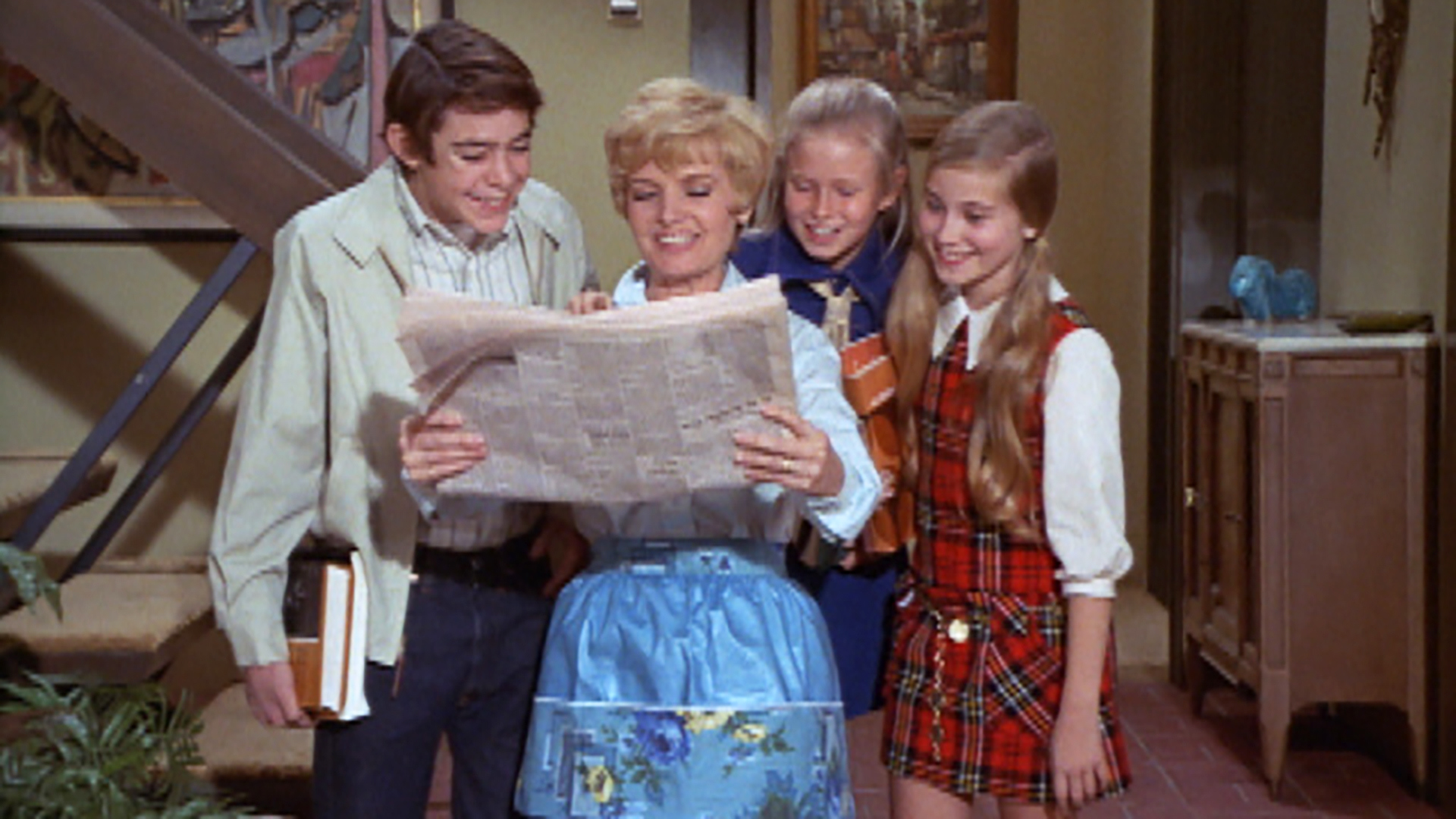 Watch The Brady Bunch Season 1 Episode 21 The Hero Full show on CBS