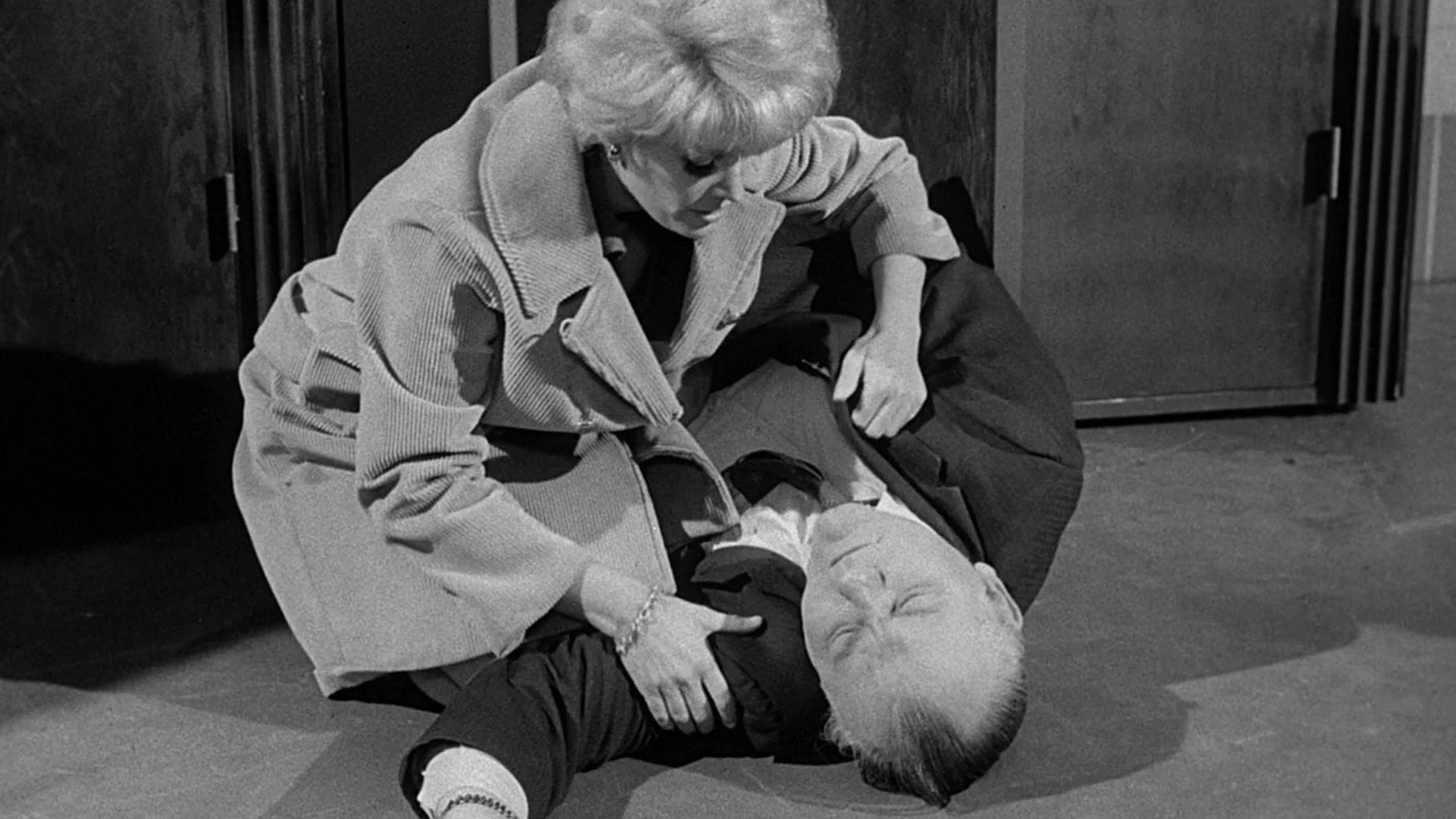 Watch Perry Mason Season 8 Episode 25 The Case of the Deadly Debt