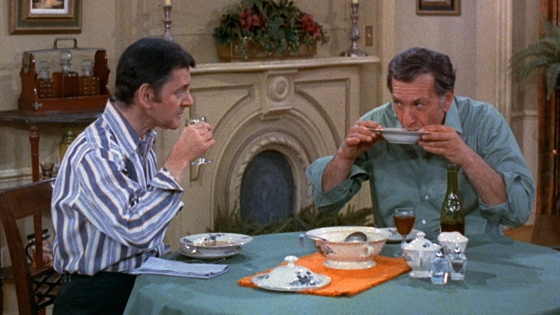 Watch The Odd Couple (Classic) Season 4 Episode 3 Odd Decathalon