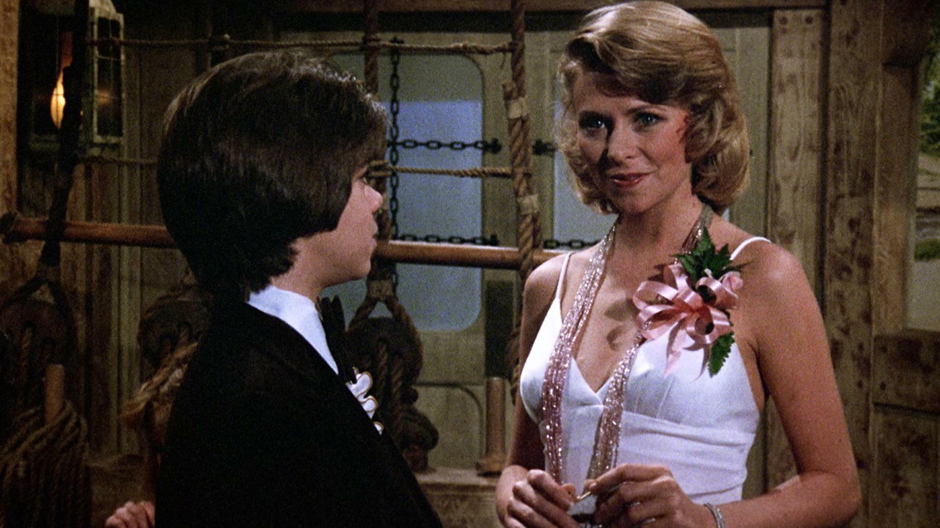 Watch The Love Boat Season 2 Episode 23 Ages Of Man/ Families/ Bo 'N