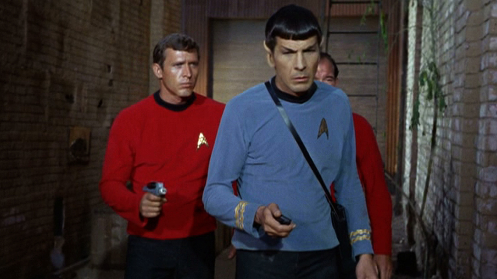 Watch Star Trek Season 1 Episode 9: Star Trek: The Original Series