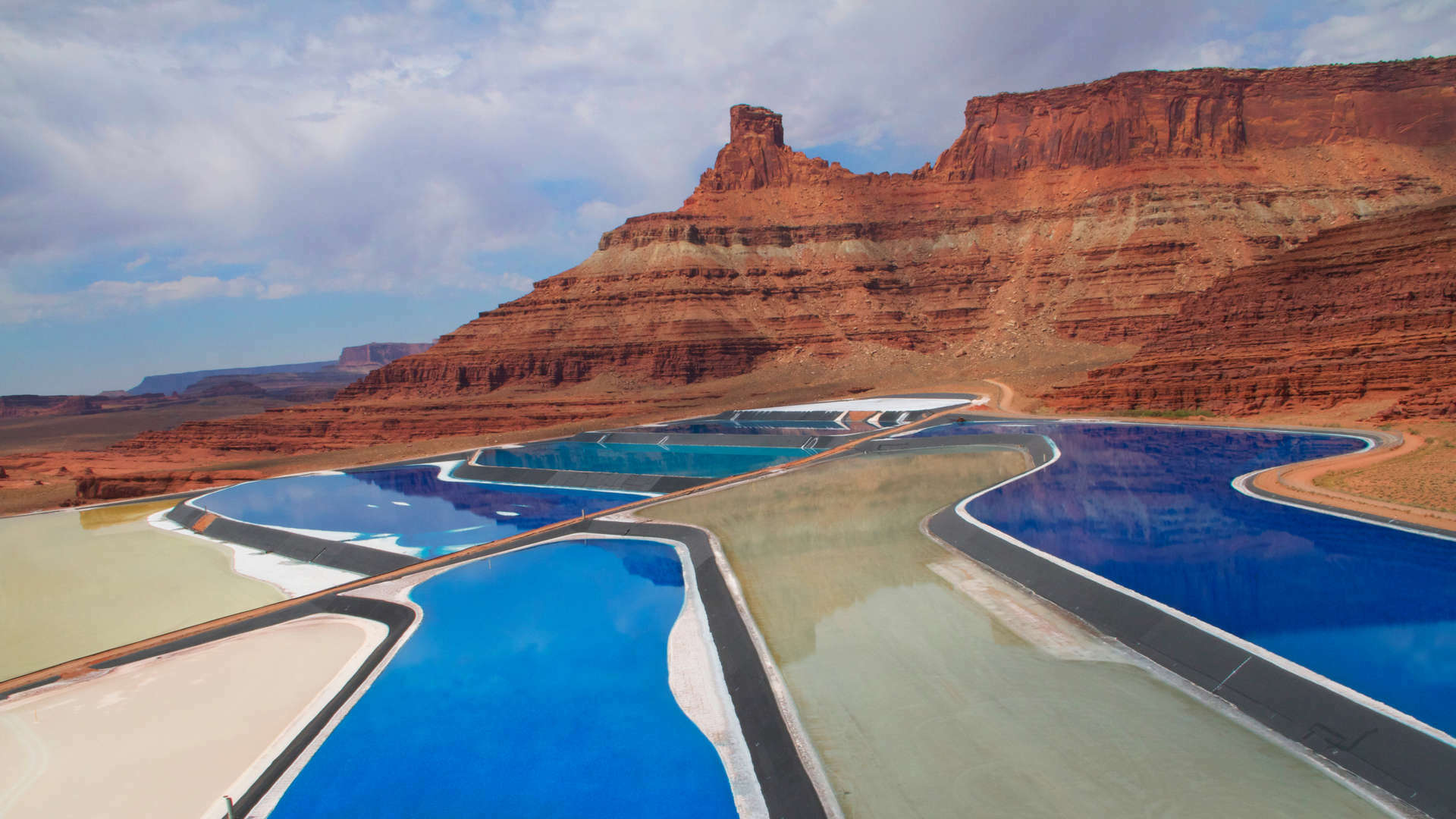 Watch Aerial America Season 1 Episode 41 Utah Full show on Paramount