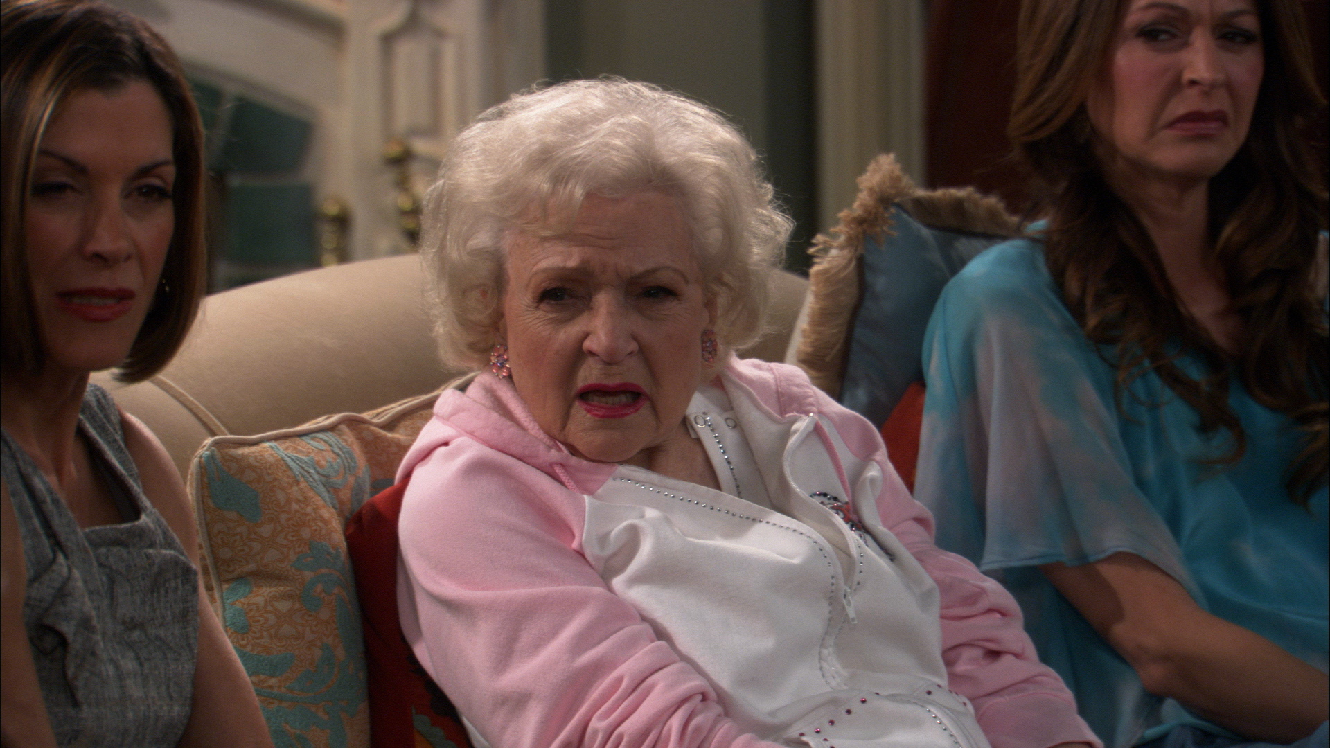 Watch Hot in Cleveland Season 2 Episode 4 Hot In Cleveland