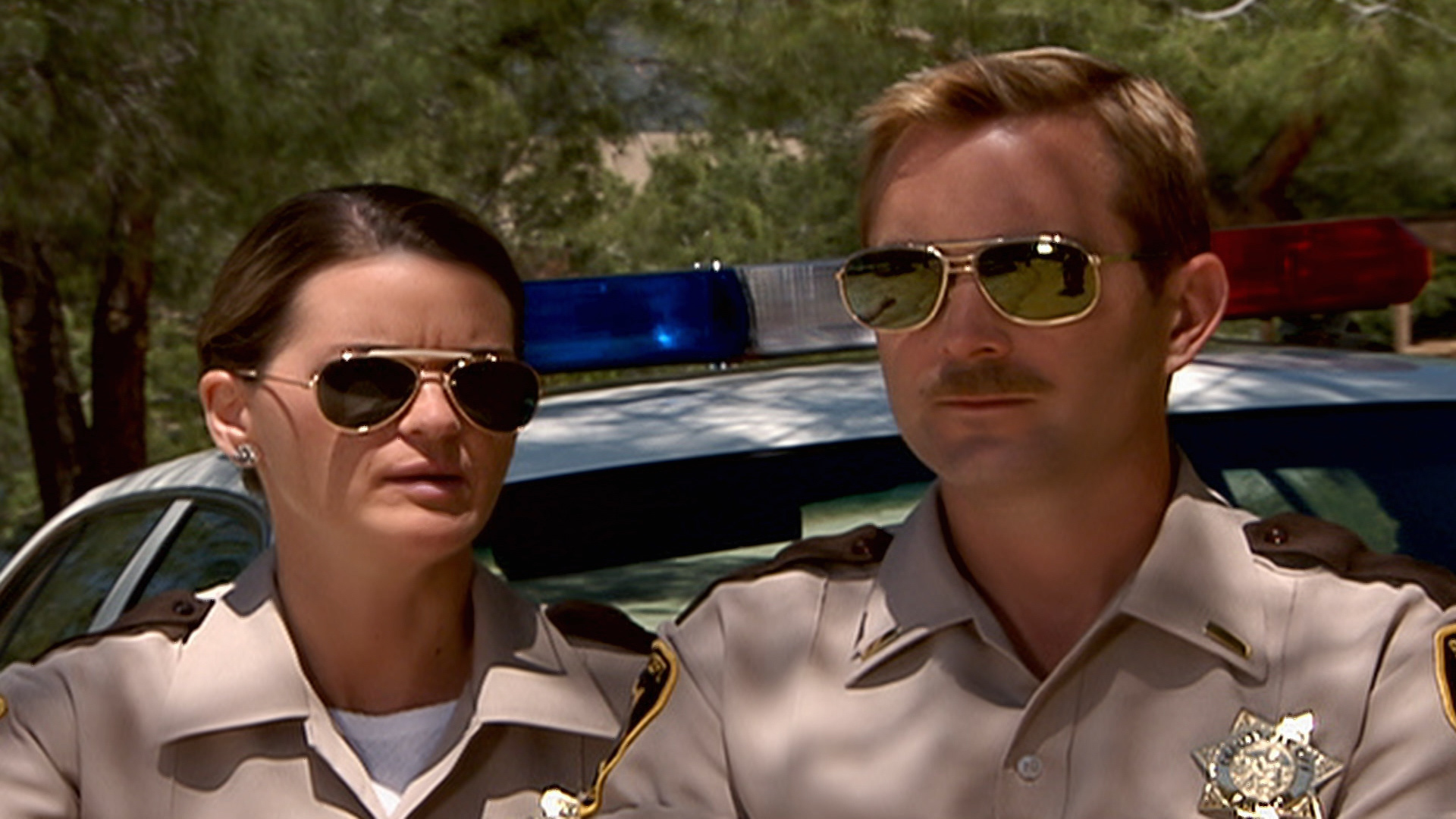 911 Saison 4 Episode 3 Watch RENO 911! Season 4 Episode 3: Jet Ski Blues - Full show on