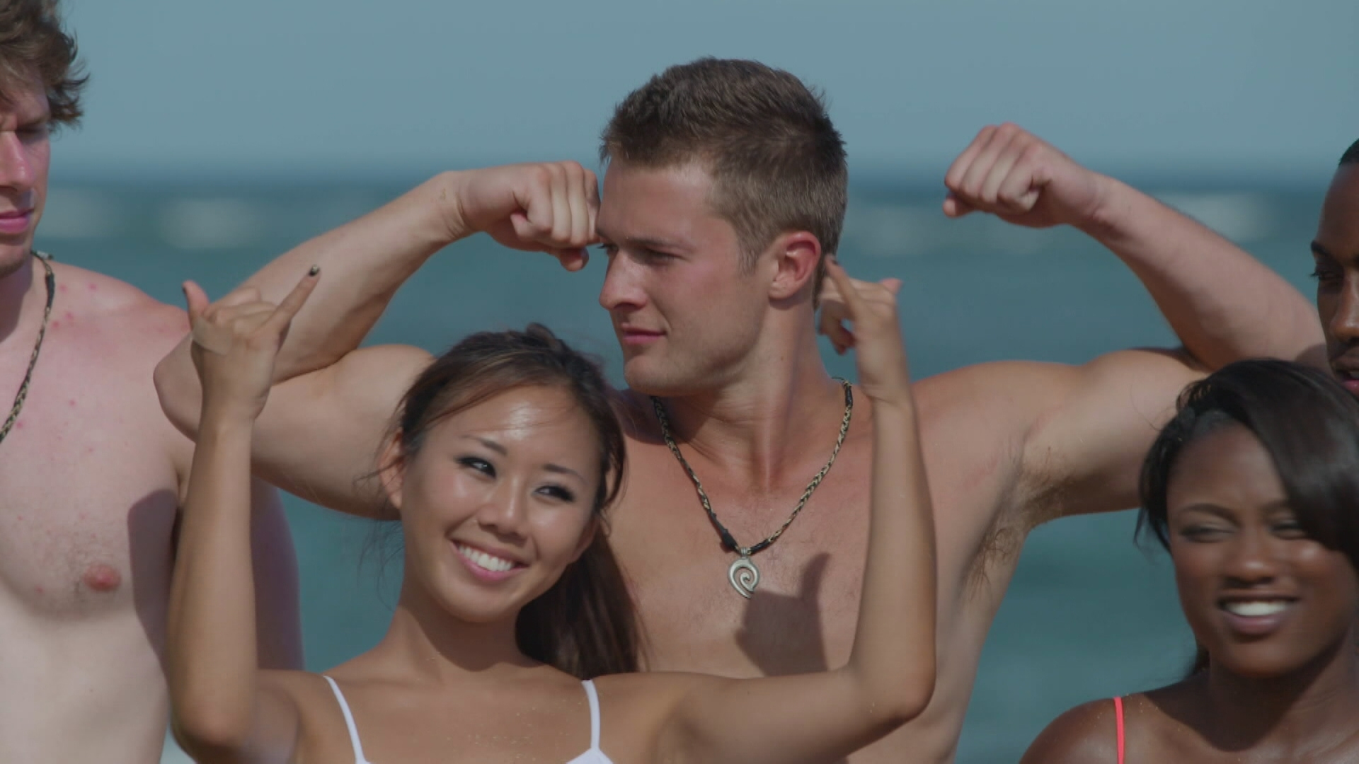 Watch Are You The One? Season 1 Episode 9: Are You The One? - White
