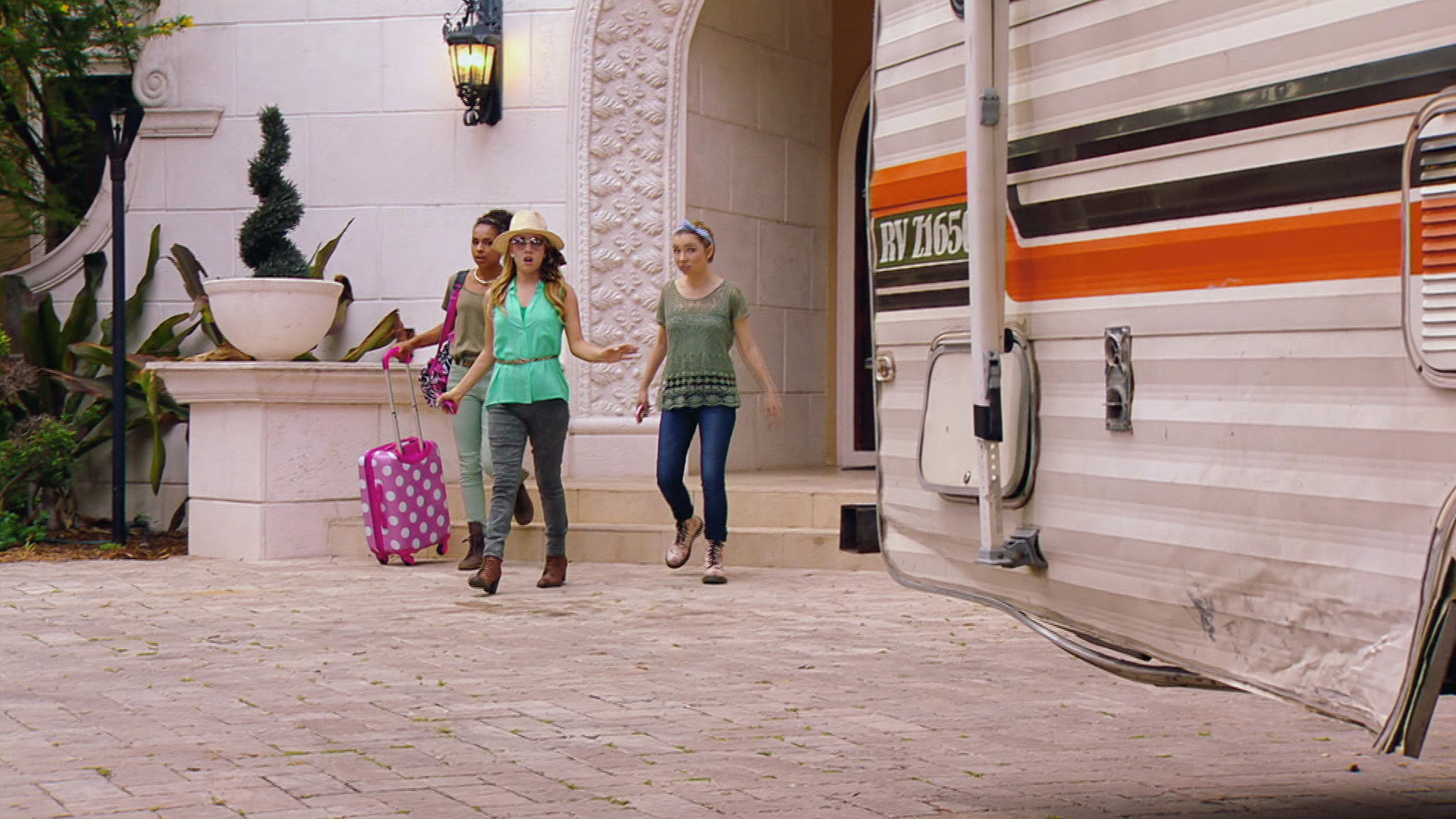 Every Witch Way Season 4 Streaming Watch Every Witch Way Season 4 Episode 2: Road Trippin' - Full show on