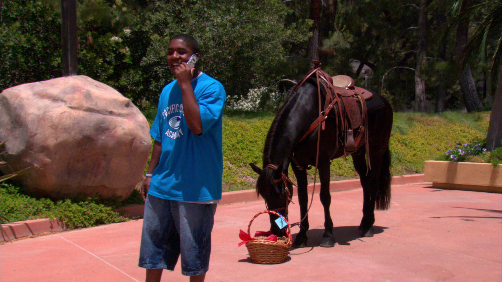Watch Zoey 101 Season 4 Episode 6 Quinn Misses the Mark Full show on