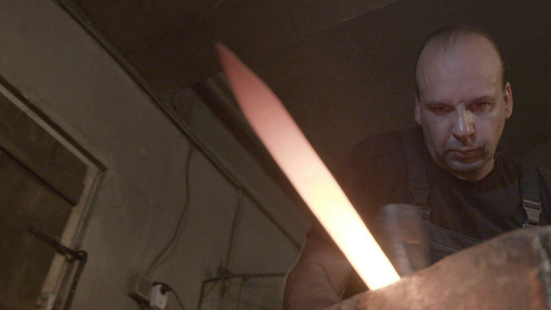 Watch World of Weapons Season 1 Episode 9: Deadly Inventions - Paramount+