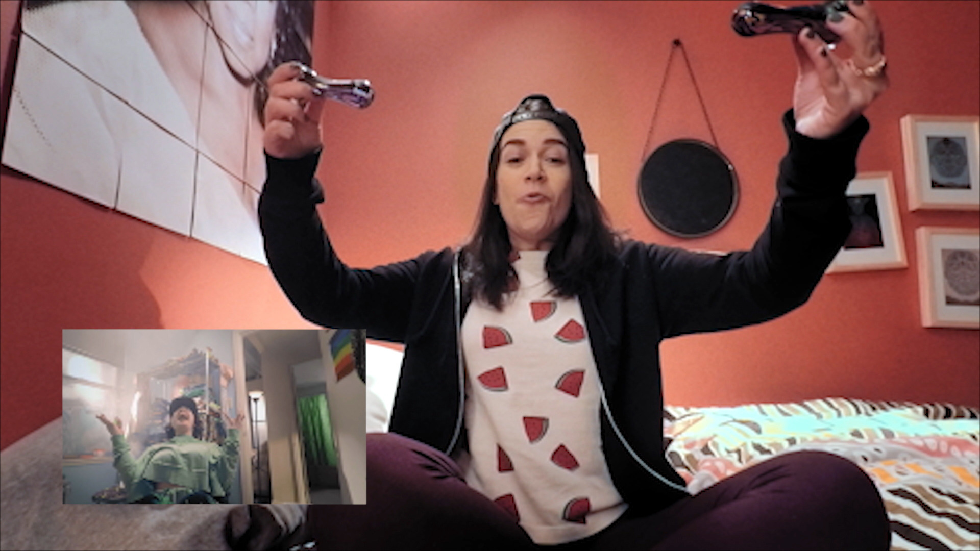 Watch Hack Into Broad City Season 3 Episode 3: Sharing a Bowl - Paramount+