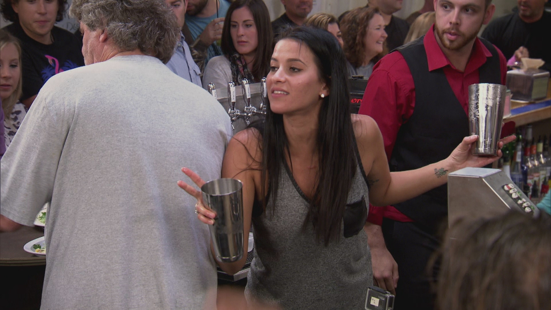 Watch Bar Rescue Season 4 Episode 13: Beach Rats - Full ...