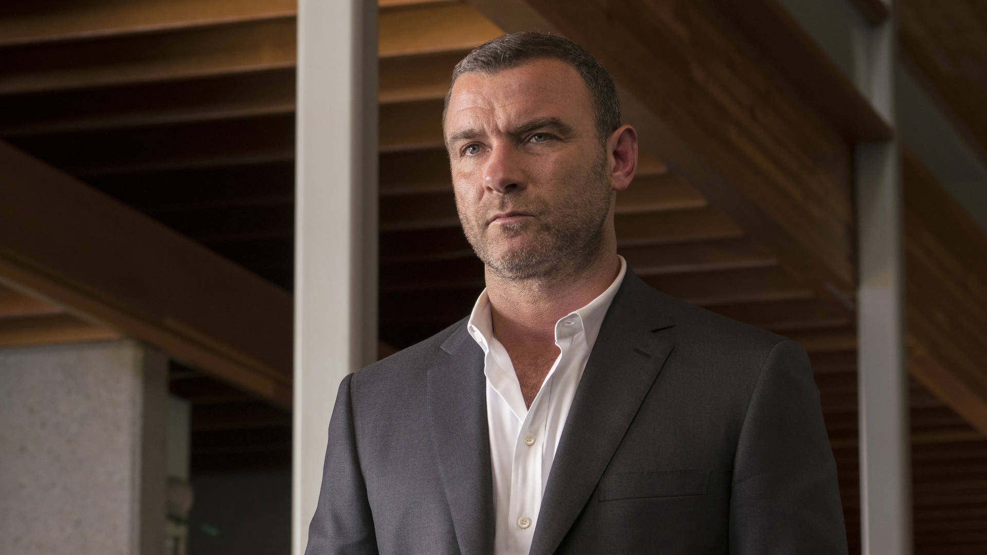 Watch Ray Donovan Season 5 Episode 4: Ray Donovan - Sold – Full show on