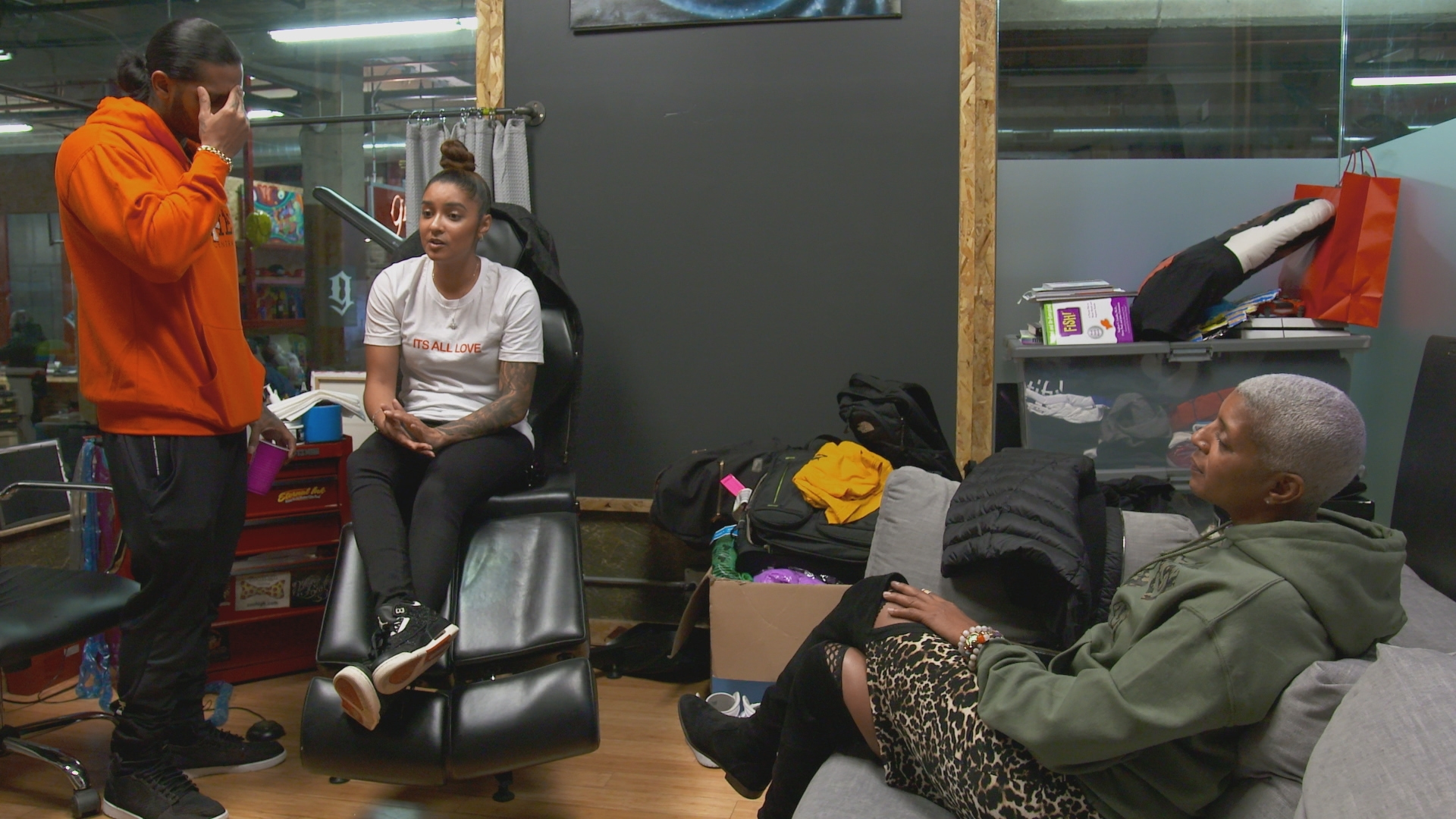 Watch Black Ink Crew Chicago Season 6 Episode 2 Black Ink Crew