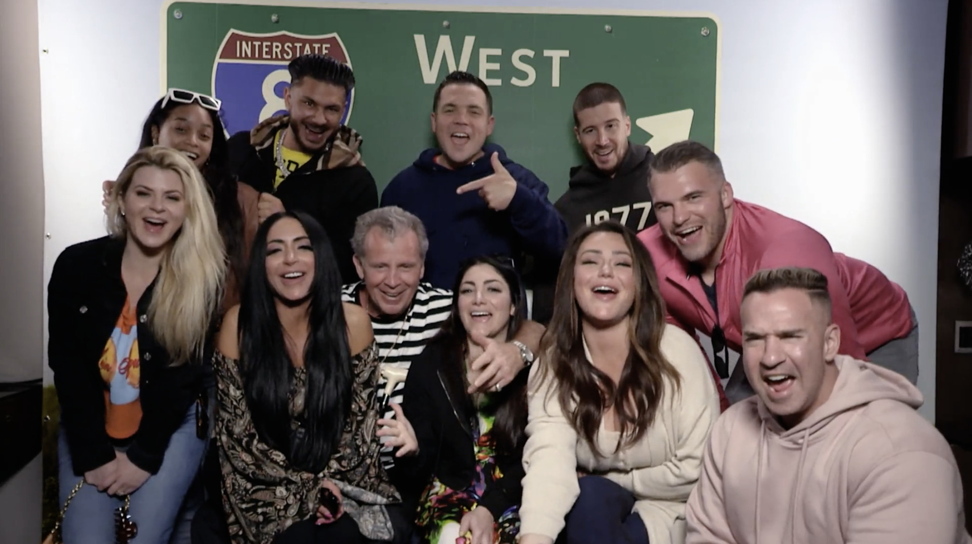 Watch Jersey Shore Family Vacation Season 5 Episode 25: Jersey Shore ...