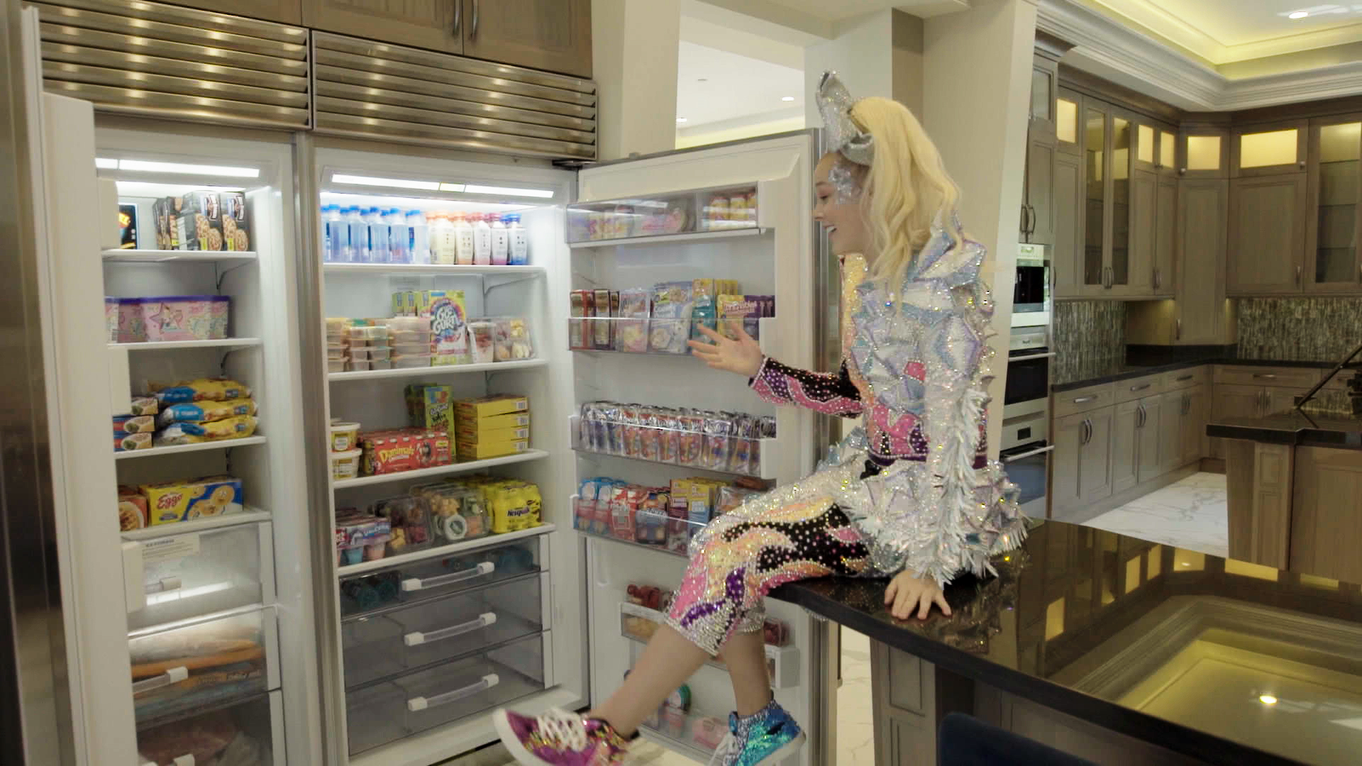 Watch MTV Cribs Season 18 Episode 8: MTV Cribs Rick Ross /Jojo Siwa