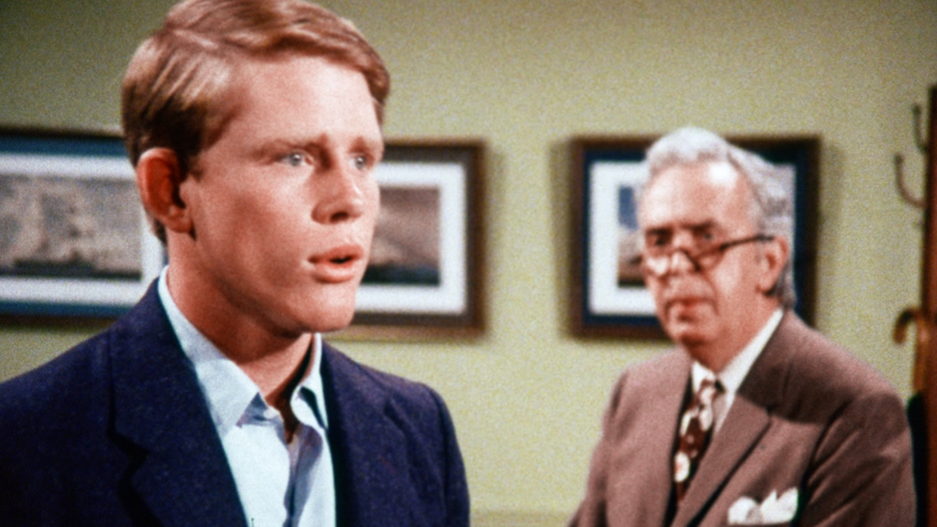 Watch Happy Days Season 2 Episode 4 You Go To My Head Full show on CBS All Access Watch Happy Days Season 2 Episode 4 You Go To My Head Full show on CBS All Access