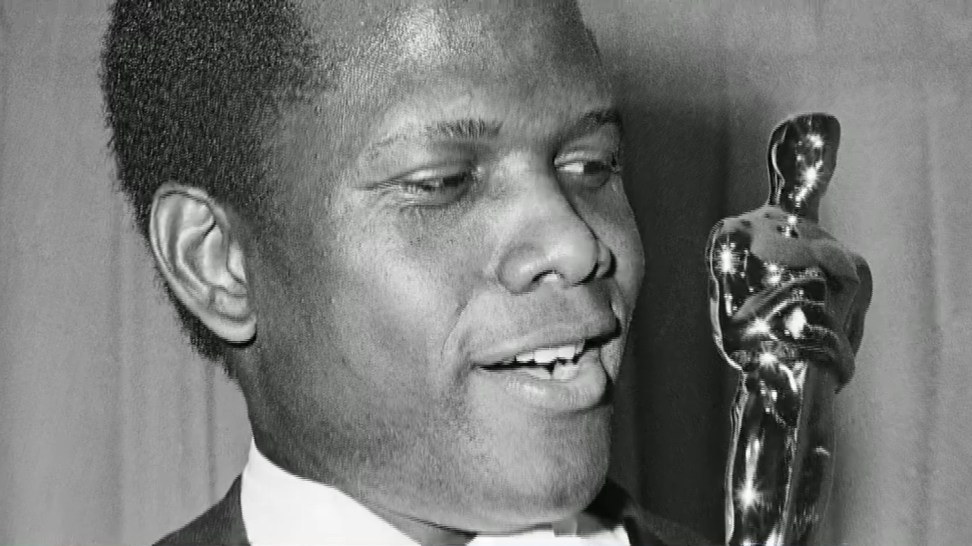 watch-cbs-evening-news-oscar-winning-actor-sidney-poitier-dies-at-94