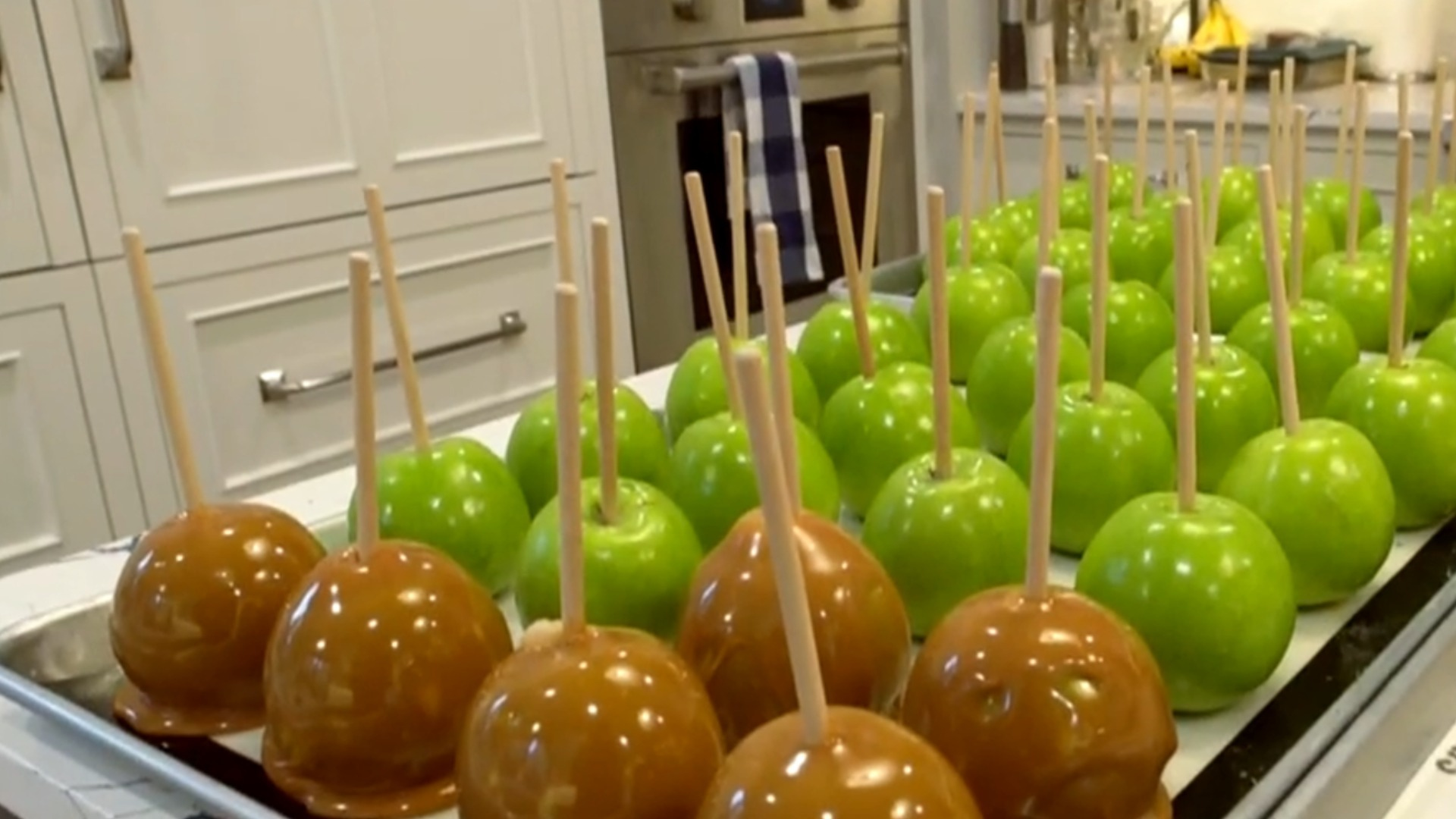 Watch CBS Evening News Colorado woman's caramel apples to fund dream