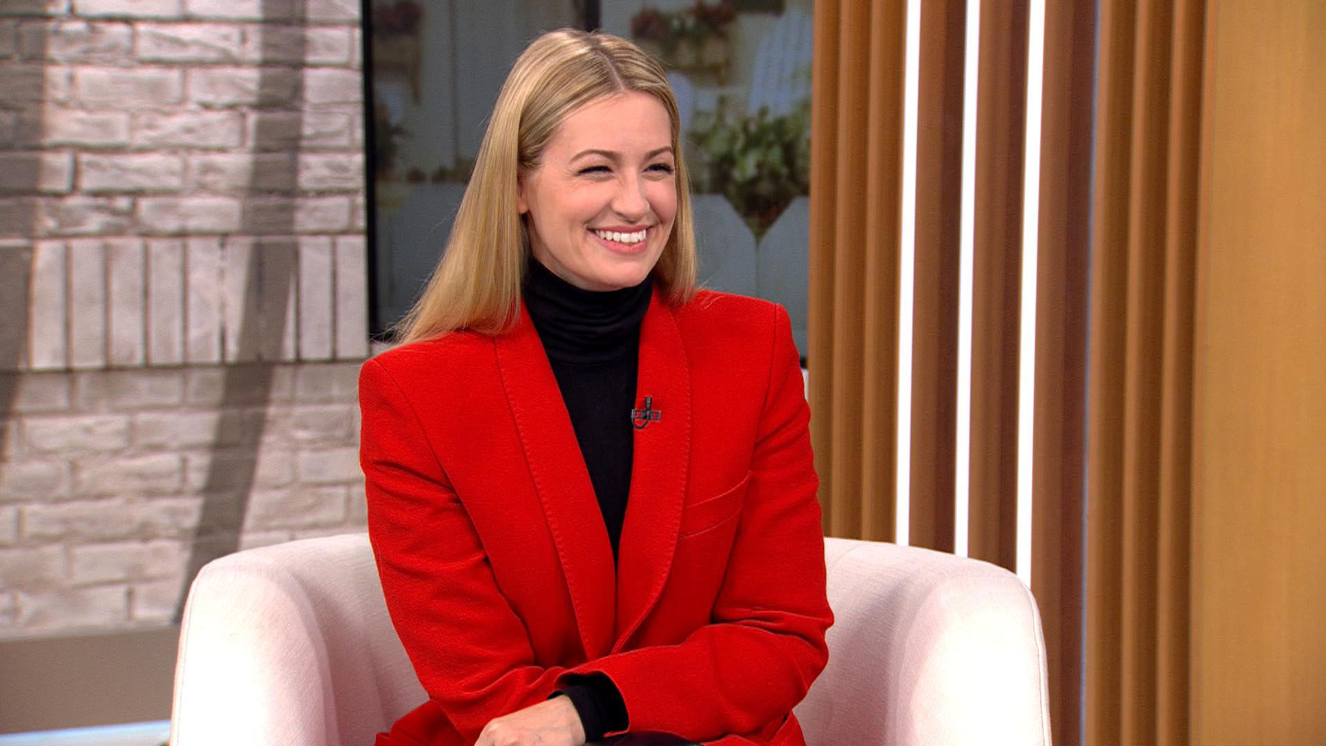 Watch CBS Mornings: Beth Behrs on "The Neighborhood" - Full show on