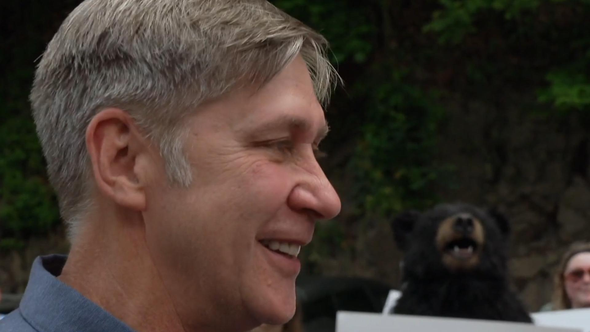 Watch CBS Evening News Steve Hartman finds his inner child 