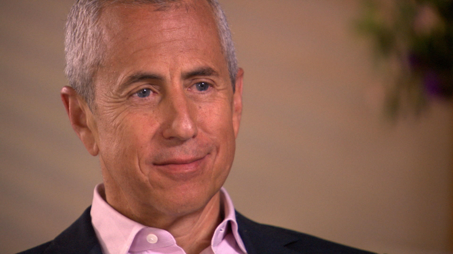 watch-60-minutes-the-restaurateur-full-show-on-paramount-plus