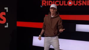 Ridiculousness - Sterling and Camille Kostek XV