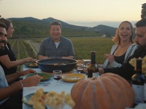 Jamie Cooks the Mediterranean - Avsnitt 103