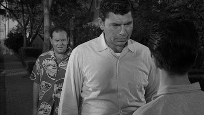 The Twilight Zone Classic : The Monsters are Due on Maple Street'