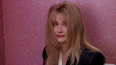 Beverly Hills, 90210 : She Came in Through the Bathroom Window'