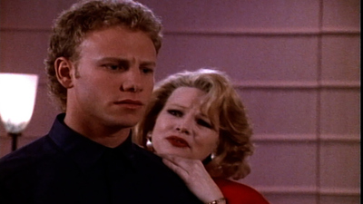 Beverly Hills, 90210 : Chuckie's Back'