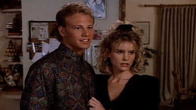 Beverly Hills, 90210 : Down And Out Of District'