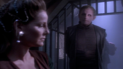 Star Trek: Deep Space Nine : Necessary Evil'