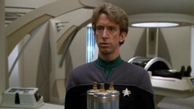 Star Trek: Voyager : Message In A Bottle'