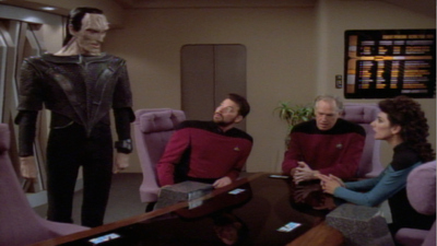 Star Trek: The Next Generation : Chain Of Command - Part 1'