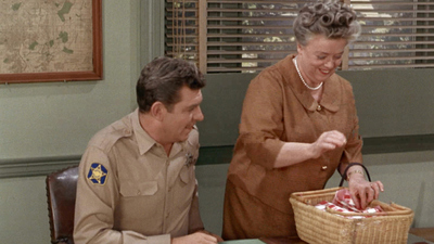 The Andy Griffith Show : Aunt Bee Learns to Drive'