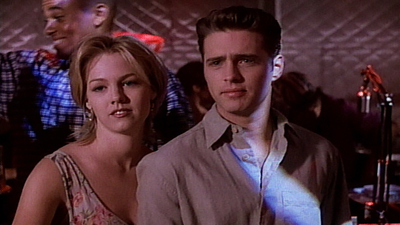 Beverly Hills, 90210 : Rave On'