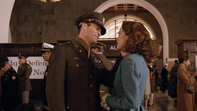 Beverly Hills, 90210 : A Ripe Young Age'