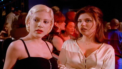 Beverly Hills, 90210 : Girls On The Side'