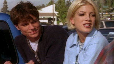 Beverly Hills, 90210 : Breast Side Up'