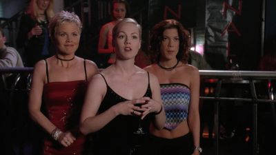 Beverly Hills, 90210 : And Don't Forget to Give Me Back My Black T-Shirt'